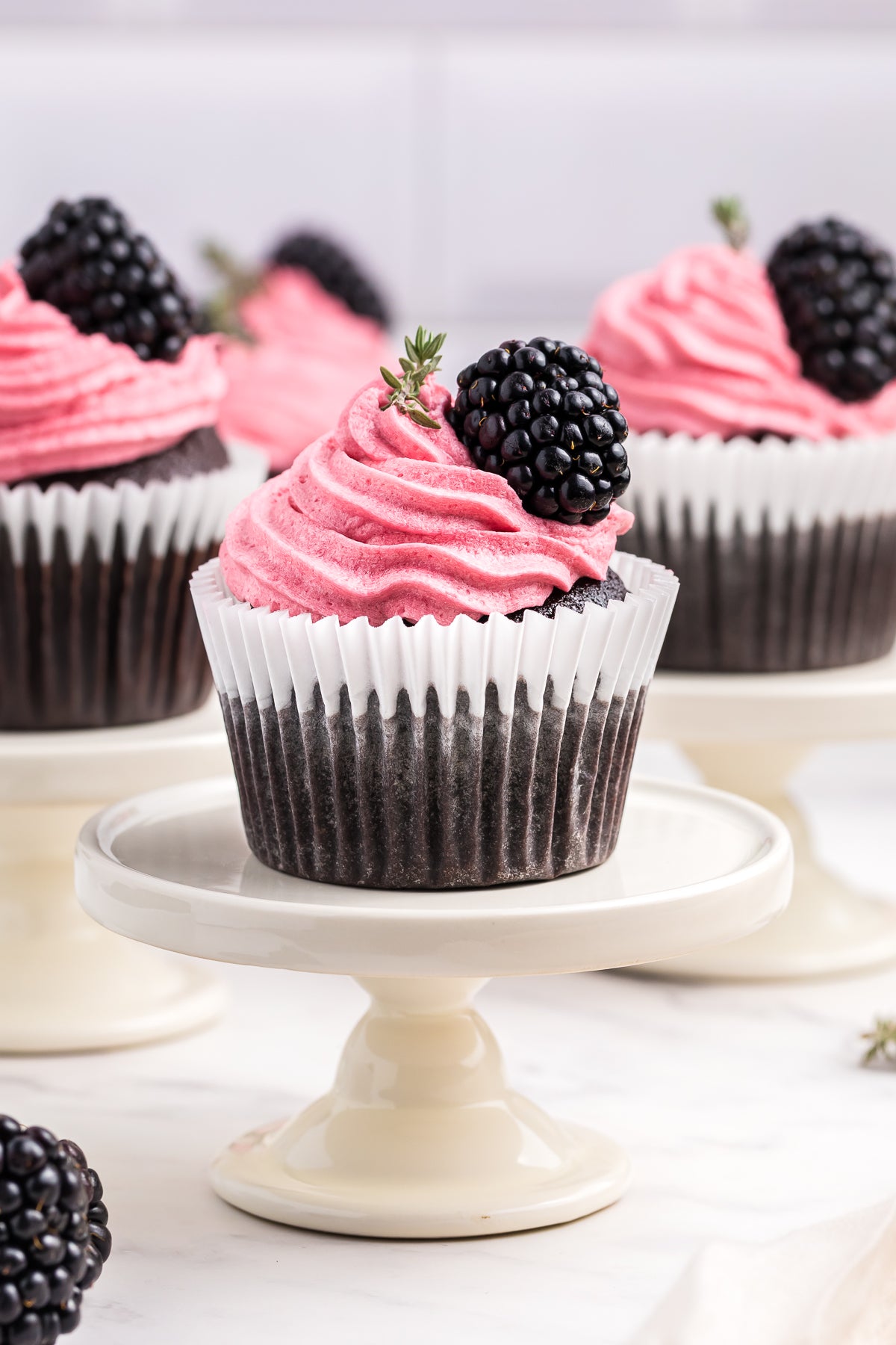 Chocolate Blackberry Cupcakes Exclusive