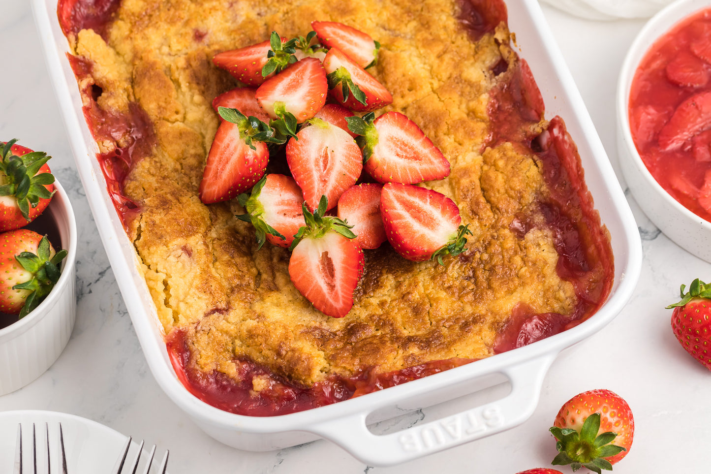 Strawberry Dump Cake Exclusive