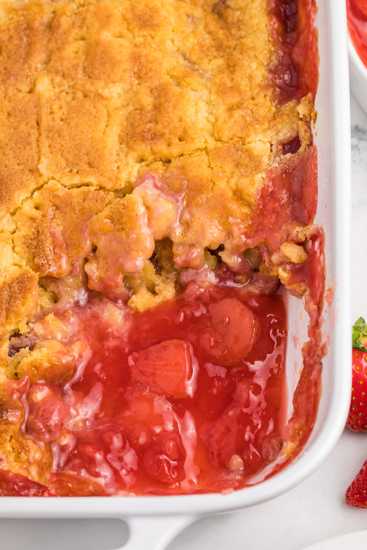 Strawberry Dump Cake Exclusive