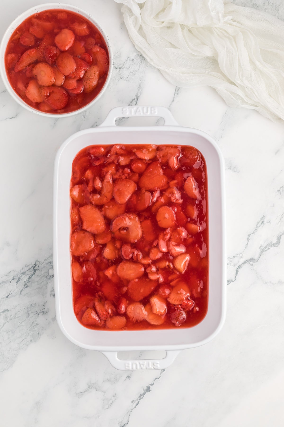 Strawberry Dump Cake Exclusive