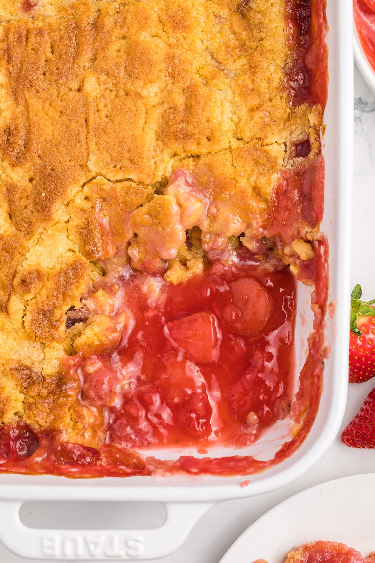 Strawberry Dump Cake Exclusive