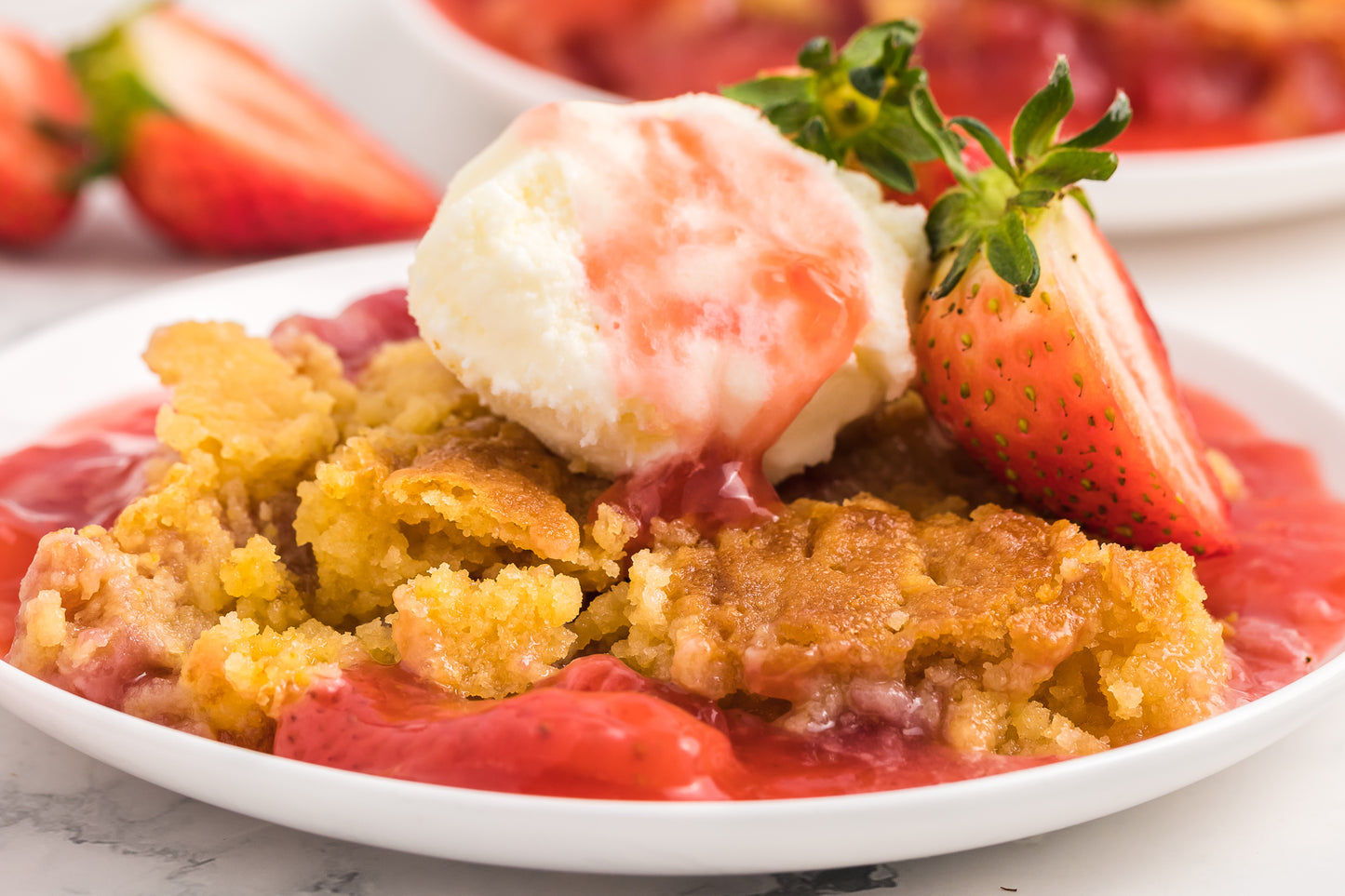 Strawberry Dump Cake Exclusive